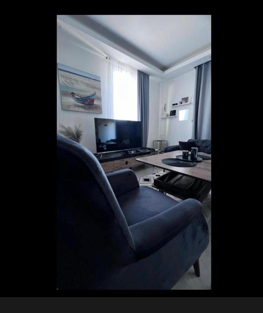 Palmiye Apartment Кирения Экстерьер фото