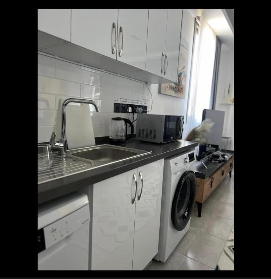 Palmiye Apartment Кирения Экстерьер фото